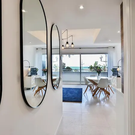 Incroyable Vue Mer, 2 Pieces Refait A Neuf Avec Piscine Sur Le Toit/ Wifi/ac Lägenhet *